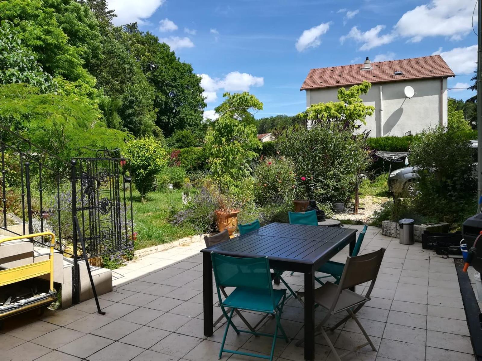 Apiculteur Loue 2 Chambres Dans Cadre Verdoyant Pagny-sur-Meuse Exterior photo